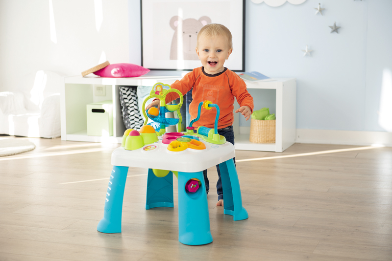 Разивающий игровой стол Cotoons свет звук Smoby 110426 подходит для детей с 12 месяцев