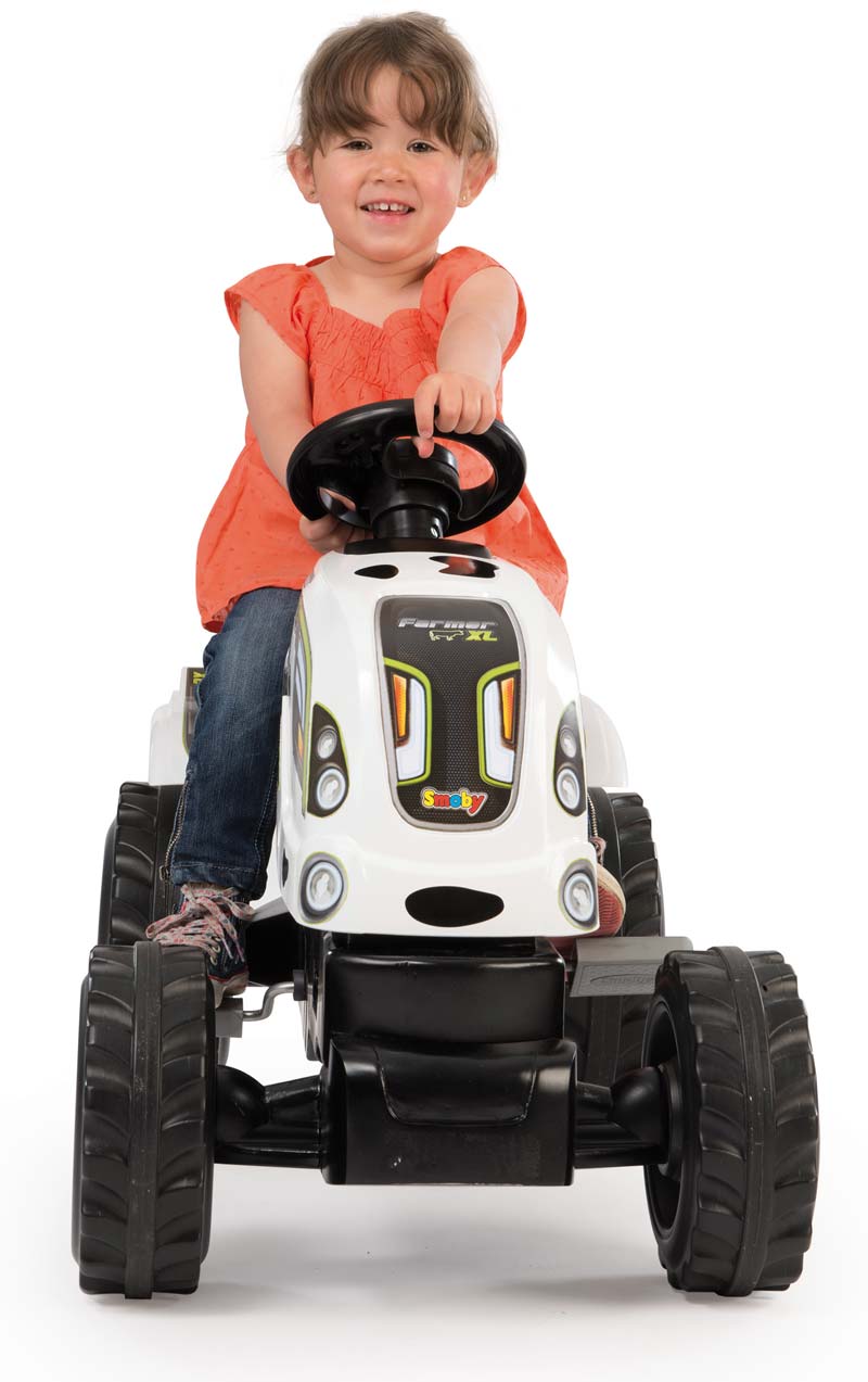 Трактор педальный Smoby XL с прицепом 710113 для детей от 3 лет